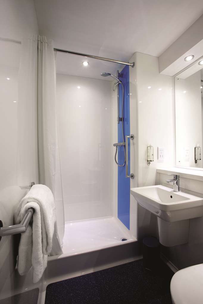 Travelodge Bromsgrove Marlbrook 部屋 写真